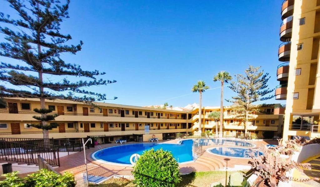 Cozy 2-Bed & Sofa-Bed Studio In Los Cristianos Los Cristianos  Exterior photo